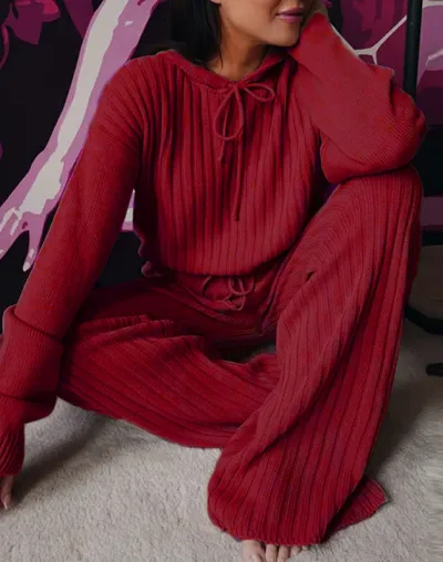 https://img.kakaclo.com/image%2FDM042773%2FDM042773_red_S%2Faglsa9pa1648017789.png