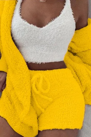 https://img.kakaclo.com/image%2FDM044560%2FDM044560_yellow_S%2Fbhyisjag1648022772.png