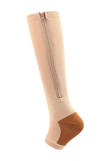 https://img.kakaclo.com/image%2FDM045043%2FDM045043_Khaki_S%2FM%2F25htdh3j1648031209.png