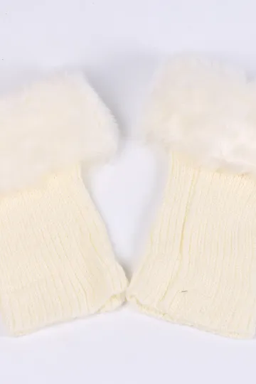 https://img.kakaclo.com/image%2FDM045479%2FDM045479_White%2Fmgrhyi141648032748.png