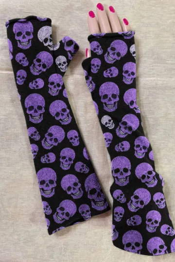 https://img.kakaclo.com/image%2FDM045773%2FDM045773_black_One+size%2Fi11cmrrp1648034064.png