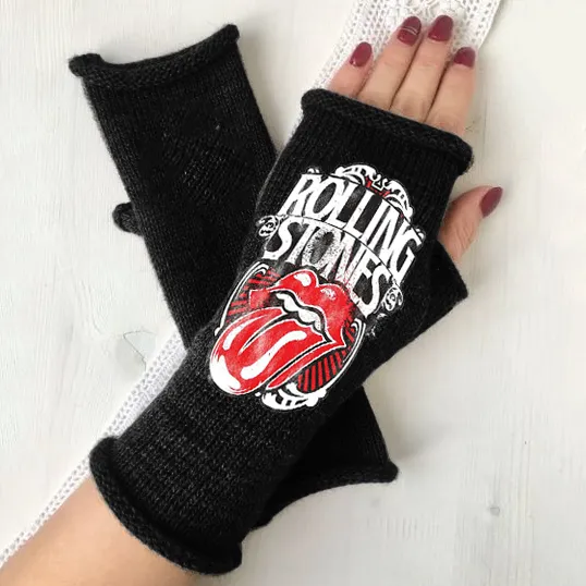 https://img.kakaclo.com/image%2FDM045816%2FDM045816_black_One+size%2Fbv61p00g1648034237.png
