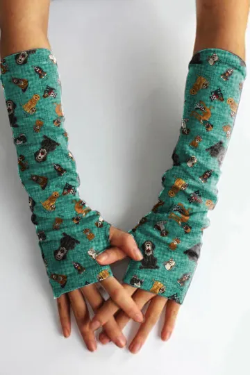 https://img.kakaclo.com/image%2FDM045844%2FDM045844_green_one+size%2Fw988jj0e1648034310.png
