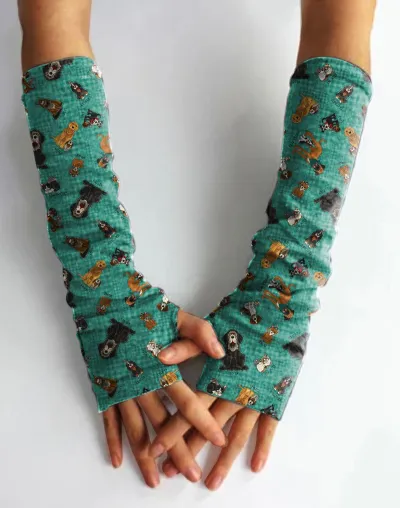 https://img.kakaclo.com/image%2FDM045844%2FDM045844_green_one+size%2Fw988jj0e1648034310.png