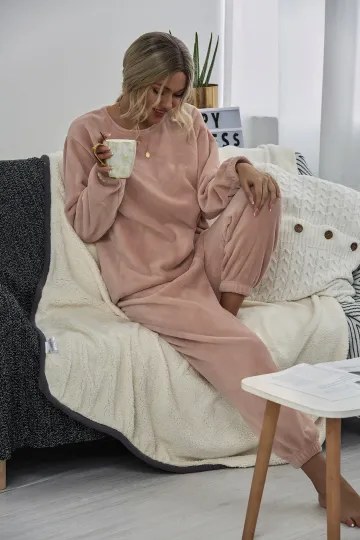 https://img.kakaclo.com/image%2FFJJW00369%2FFJJW00369_P_S_NUB%2F088adf84a02bf060479fb3ab0e18f423.jpg