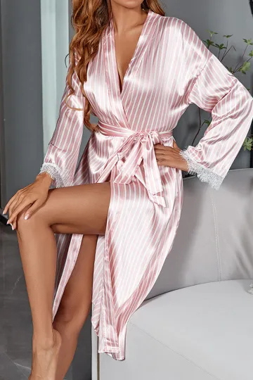 https://img.kakaclo.com/image%2FFJJW00737%2FFJJW00737_P_S_NUB%2F87b48e568eb64a2611da6ff6af29ee84.jpg