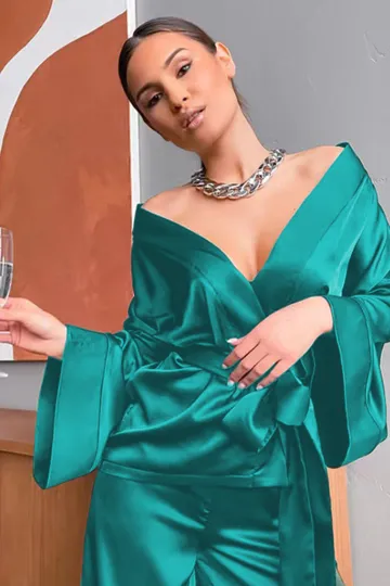 https://img.kakaclo.com/image%2FFJJW00774%2FFJJW00774_G_S_NUB%2Fbcacc1ce18f098821fbe3e906da3e399.jpg
