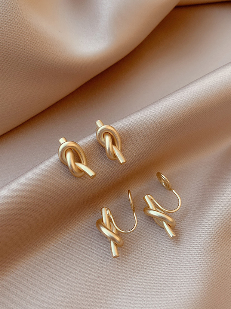 Knotted simple ins versatile retro earrings