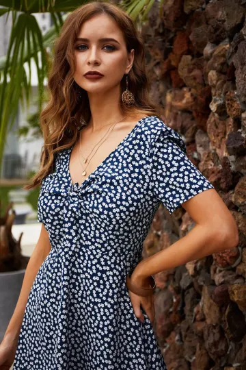 https://img.kakaclo.com/image%2FFSZW02097%2FFSZW02097_BL_XL_NUB%2Fea509f4f4ad82d0fc1556260c4fbc07c.jpg