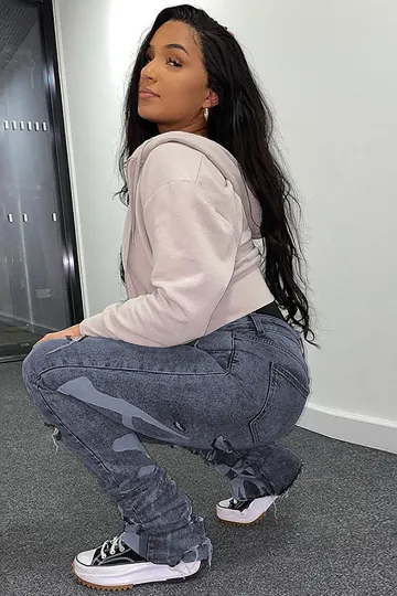 https://img.kakaclo.com/image%2FFSZW03906%2FFSZW03906_BGR_S_NUB%2F9c74291f6d751f7267abf4981f752a00.jpg
