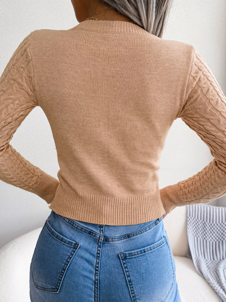 Women's Crew Neck Cutout Twist Long Sleeve Sweater