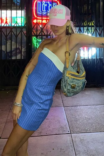 https://img.kakaclo.com/image%2FFSZW15687%2FFSZW15687_BL_M_NUB%2Fb82bfb4125a5df36a11f889b177a5195.jpg