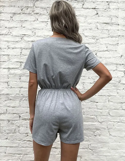 https://img.kakaclo.com/image%2FFSZW15733%2FFSZW15733_LGR_L_NUB%2Fd7d2e1f784721f91513da1d3b2f8c16d.jpg