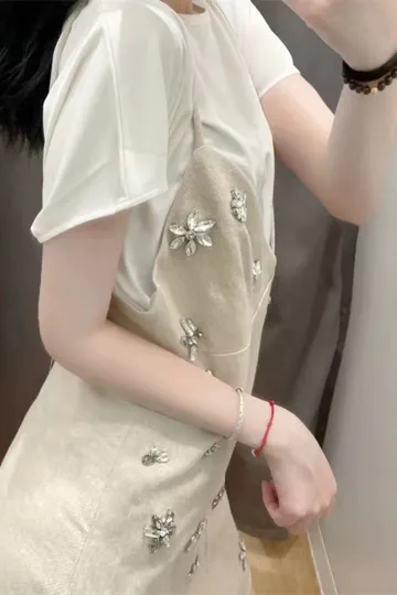 https://img.kakaclo.com/image%2FFSZW17284%2FFSZW17284_BE_M_NUB%2Fc972a211bafdc9d0f345cdac31782fae.jpg