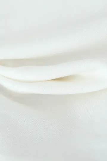 https://img.kakaclo.com/image%2FFSZW17807%2FFSZW17807_WHE_S_NUB%2Fc46f4dd1e7acdcfb594e2db871619912.jpg