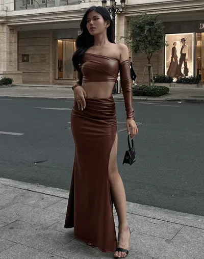https://img.kakaclo.com/image%2FFSZW18938%2FFSZW18938_BR_S_NUB%2F508b7c54585261550de5079a270ce8ed.jpg