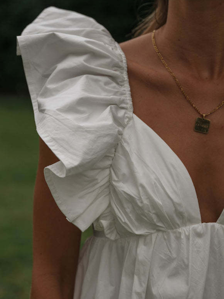 V-neck ruffle sleeves age-reducing short dress