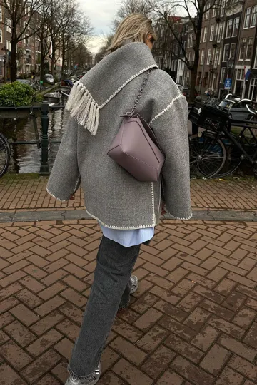 https://img.kakaclo.com/image%2FFSZW19246%2FFSZW19246_LGR_S_NUB%2F0e2d98bd0ab83da4efa3e763b7e207bf.jpg