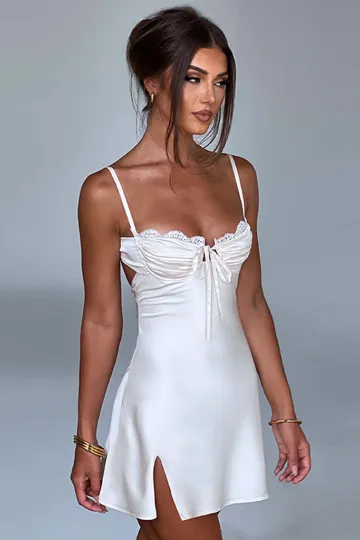 https://img.kakaclo.com/image%2FFSZW19276%2FFSZW19276_WHE_M_NUB%2Fc5b19b972d98c0d458a8d13e2674de60.jpg