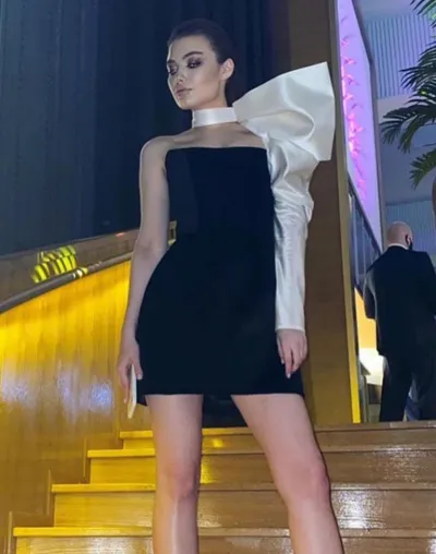 https://img.kakaclo.com/image%2FFSZW20598%2FFSZW20598_WHE_M_NUB%2F24a10818f29e029503d418ddd352b30c.jpg