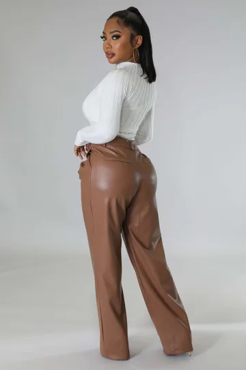 https://img.kakaclo.com/image%2FFSZW21362%2FFSZW21362_BR_M_NUB%2Fb574e46d35c48fe6b5ec96dbfd53e662.jpg