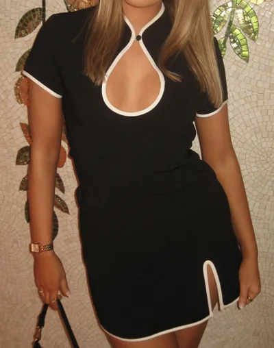 https://img.kakaclo.com/image%2FFSZW21399%2FFSZW21399_B_M_NUB%2F99aa40e4686634d4b34335e2f9f99192.jpg