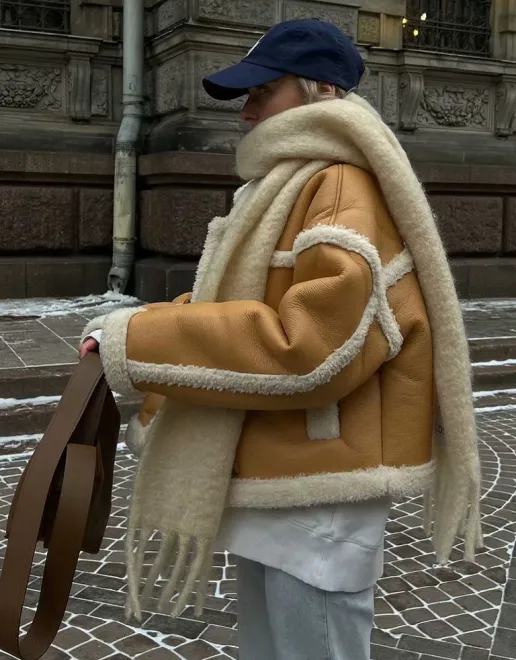https://img.kakaclo.com/image%2FFSZW21826%2FFSZW21826_CA_M_NUB%2F4be190e5bd2c76434b14a56ee2b8a517.jpg