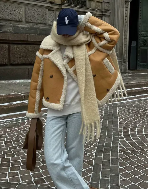 https://img.kakaclo.com/image%2FFSZW21826%2FFSZW21826_CA_M_NUB%2F7276b053ce7274c9ff0bea8fc8bcf686.jpg