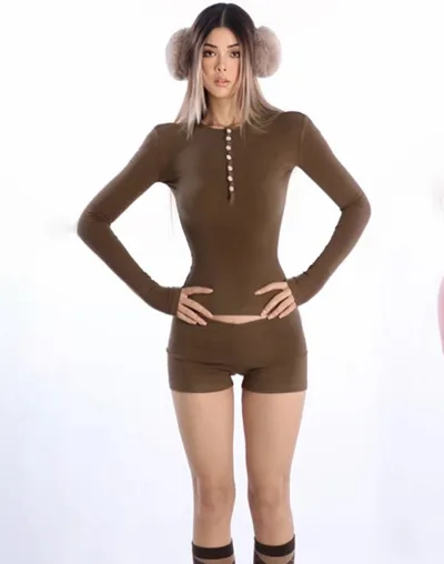 https://img.kakaclo.com/image%2FFSZW22408%2FFSZW22408_BR_S_NUB%2F97ef6e923947ed6110617cd341b14839.jpg