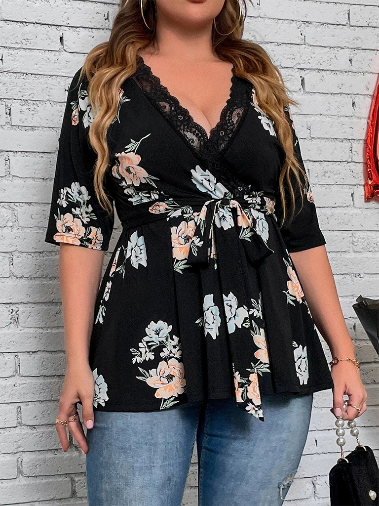 Plus size women's new printed V-neck lace shirt