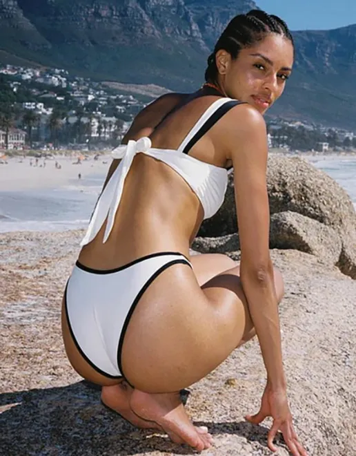 https://img.kakaclo.com/image%2FFSZW24740%2FFSZW24740_WHE_S_NUB%2Fa33d146ae4d2326ed80f044969adfd61.png