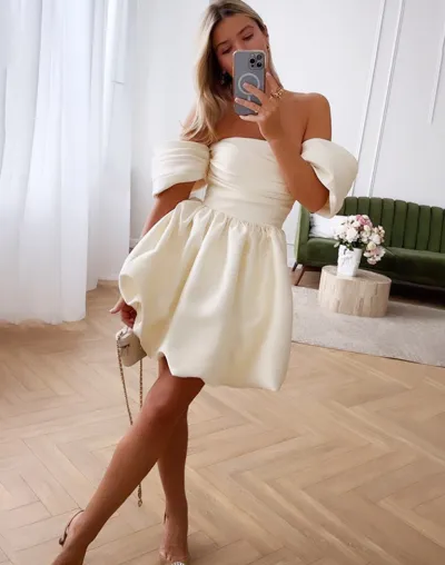 https://img.kakaclo.com/image%2FFSZW24776%2FFSZW24776_WHE_S_NUB%2F15d2e4b274ce27aaed43f8c3dc6281c4.png
