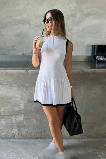 https://img.kakaclo.com/image%2FFSZW25260%2FFSZW25260_WHE_M_NUB%2F2a40ee4b7e984d8c857aa0de8e56add4.png