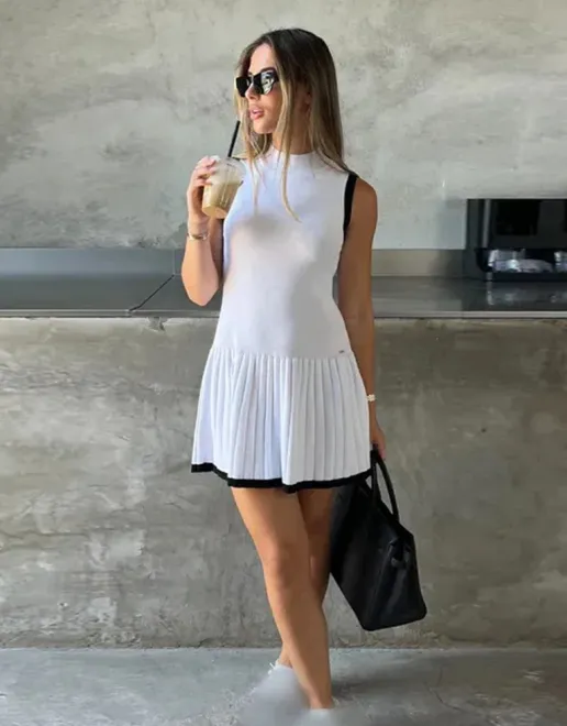 https://img.kakaclo.com/image%2FFSZW25260%2FFSZW25260_WHE_M_NUB%2F2a40ee4b7e984d8c857aa0de8e56add4.png