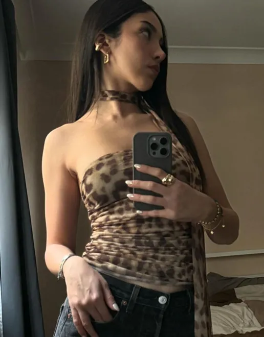 https://img.kakaclo.com/image%2FFSZW25758%2FFSZW25758_LE_S_NUB%2Fbdd3b2fdcdf561b80e6537b8e9749988.png