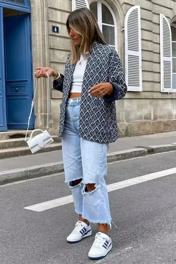 https://img.kakaclo.com/image%2FFSZW25987%2FFSZW25987_BL_L_NUB%2Ff49e5f507d9cc48439c34f12367c8109.png