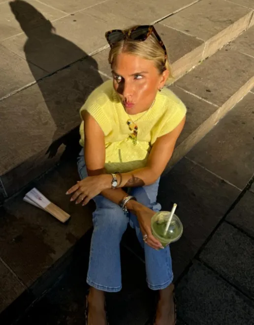 https://img.kakaclo.com/image%2FFSZW26356%2FFSZW26356_Y_S_NUB%2F7f38724c53b734c804d3d68cc10a330a.png