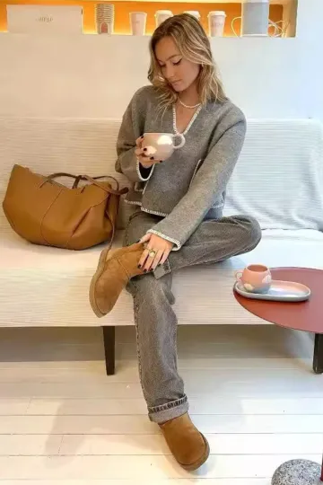 https://img.kakaclo.com/image%2FFSZW26360%2FFSZW26360_GR_S_NUB%2F46fa0fc14d3b9f0553c1c2684baa03b3.png