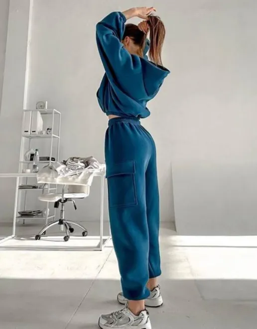 https://img.kakaclo.com/image%2FFSZW26421%2FFSZW26421_BL_S_NUB%2Fb5bbae41ac3d633f45800254c03b440f.png