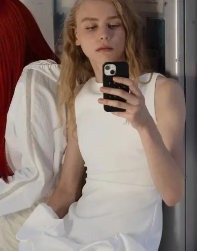 https://img.kakaclo.com/image%2FFSZW26569%2FFSZW26569_WHE_XS_NUB%2F85ea6d9fa4d71df03aa852e78983fffd.jpg
