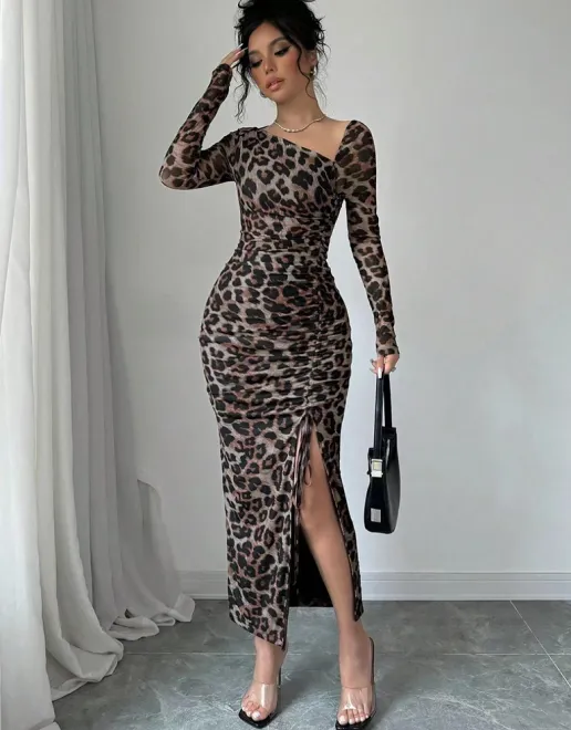 https://img.kakaclo.com/image%2FFSZW27302%2FFSZW27302_LE_S_NUB%2F706fb442349a42ff777a44f70947621a.jpg