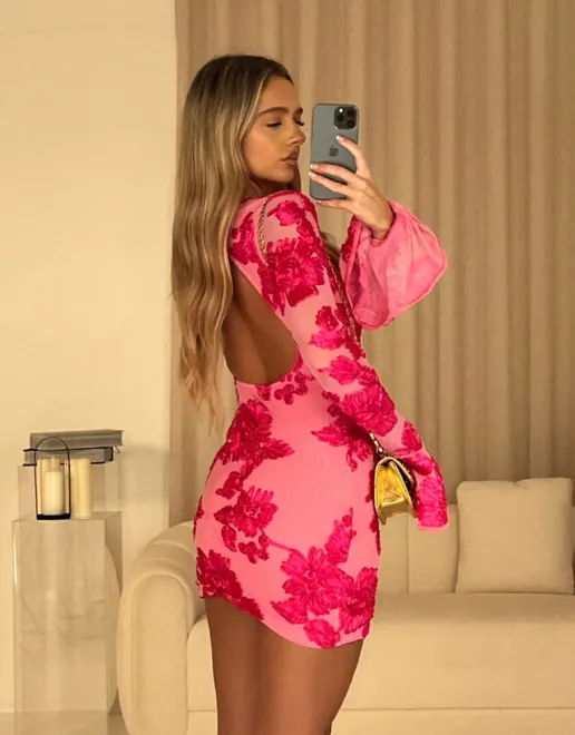 https://img.kakaclo.com/image%2FFSZW27670%2FFSZW27670_RR_M_NUB%2F9e66bea9ecd91767229c7689832da63b.jpg