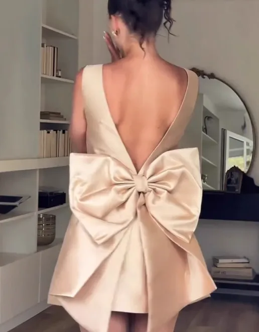 https://img.kakaclo.com/image%2FFSZW27676%2FFSZW27676_CP_M_NUB%2Fd215add91704487ed80a1e4a0321af72.jpg