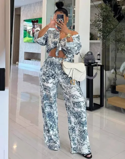 https://img.kakaclo.com/image%2FFSZW29293%2FFSZW29293_BL_S_NUB%2F27ffe6bcf85f35f3efca307c67b05f31.jpg