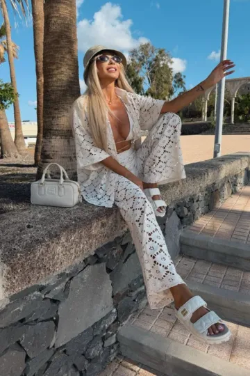https://img.kakaclo.com/image%2FFSZW29724%2FFSZW29724_WHE_M_NUB%2F6081c076e97444204482f187dd2d451f.jpg
