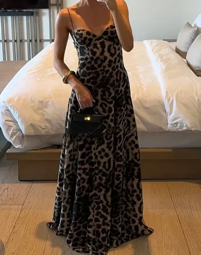 https://img.kakaclo.com/image%2FFSZW30028%2FFSZW30028_LE_M_NUB%2F65467f7a9252c50d9616f454f340be7a.jpg