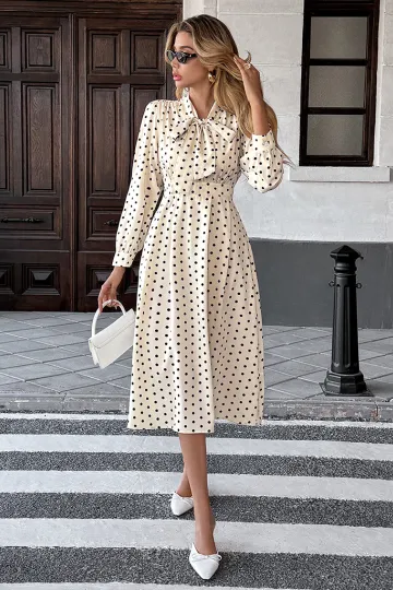 https://img.kakaclo.com/image%2FFSZW30837%2FFSZW30837_WHE_XL_NUB%2F9966970e6348c01e57919fffe85f2be8.jpg